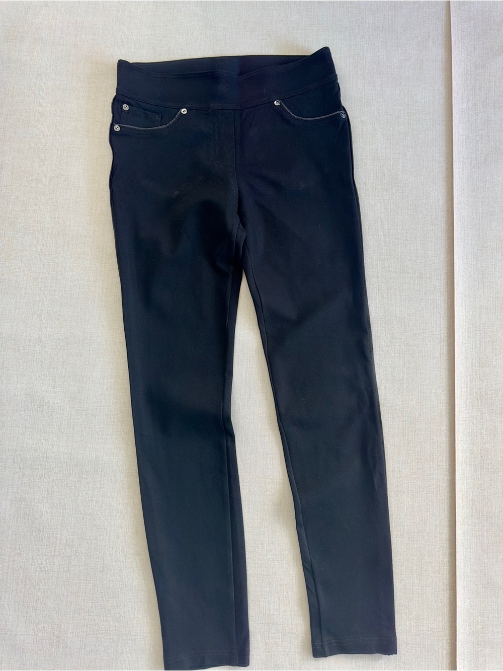 Peter Nygard Black Skinny Pull-On Jeans